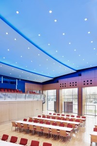 Amberger Congress Centrum erneuert Saalbeleuchtung mit Anolis Lighting