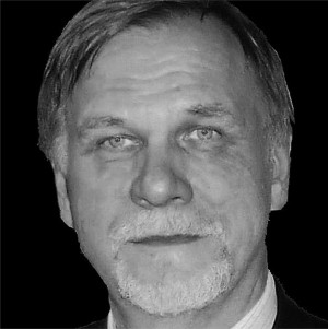 Dr. Christoph M. Musialik