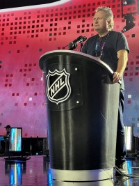 Tom Kenny debuts Elation’s Pulse Panel FX for NHL Draft at Las Vegas Sphere