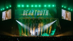 Squeek Lights creates big Beartooth homecoming with Chauvet