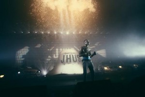 J Hus mit Equipment von GLP auf Tour