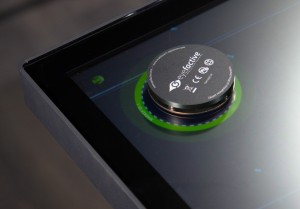 Eyefactive entwickelt Objekterkennung für IR-Touchscreens bis 98 Zoll
