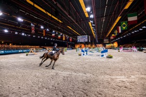 MHB illuminates equestrian event Indoor Friesland with Elation KL